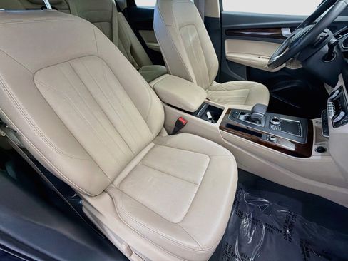 Used 2019 Audi Q5 2.0T Premium Plus w/ Premium Plus Package AWD/4WD image 15