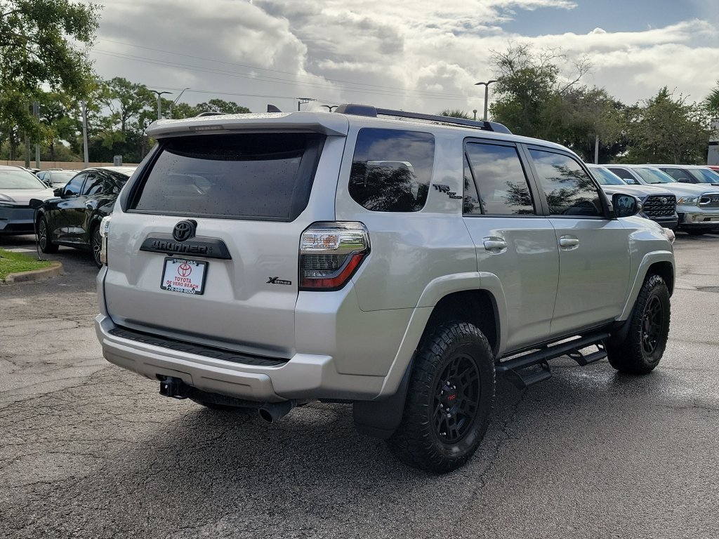 Used 2023 Toyota 4Runner TRD Off-Road Premium w/ Moonroof Package AWD/4WD image 4