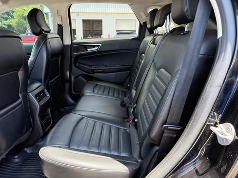 Used 2018 Ford Edge SEL w/ Equipment Group 201A FWD image 21