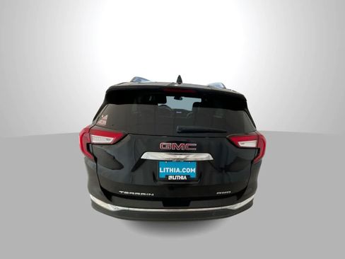 Used 2022 GMC Terrain SLT w/ Tech Package AWD/4WD image 7