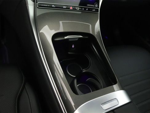 New 2026 Mercedes-Benz GLC 300 image 7