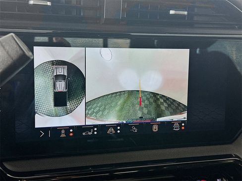 Used 2024 GMC Sierra 3500 AT4 w/ AT4 Premium Plus Package image 20