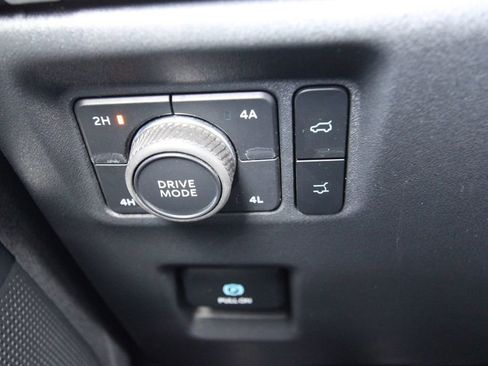 Used 2025 Ford Expedition Max Active image 24