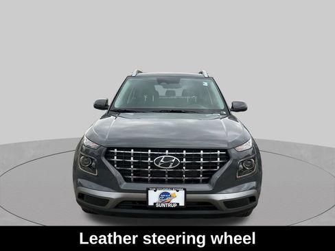Used 2026 Hyundai Venue SEL FWD image 10