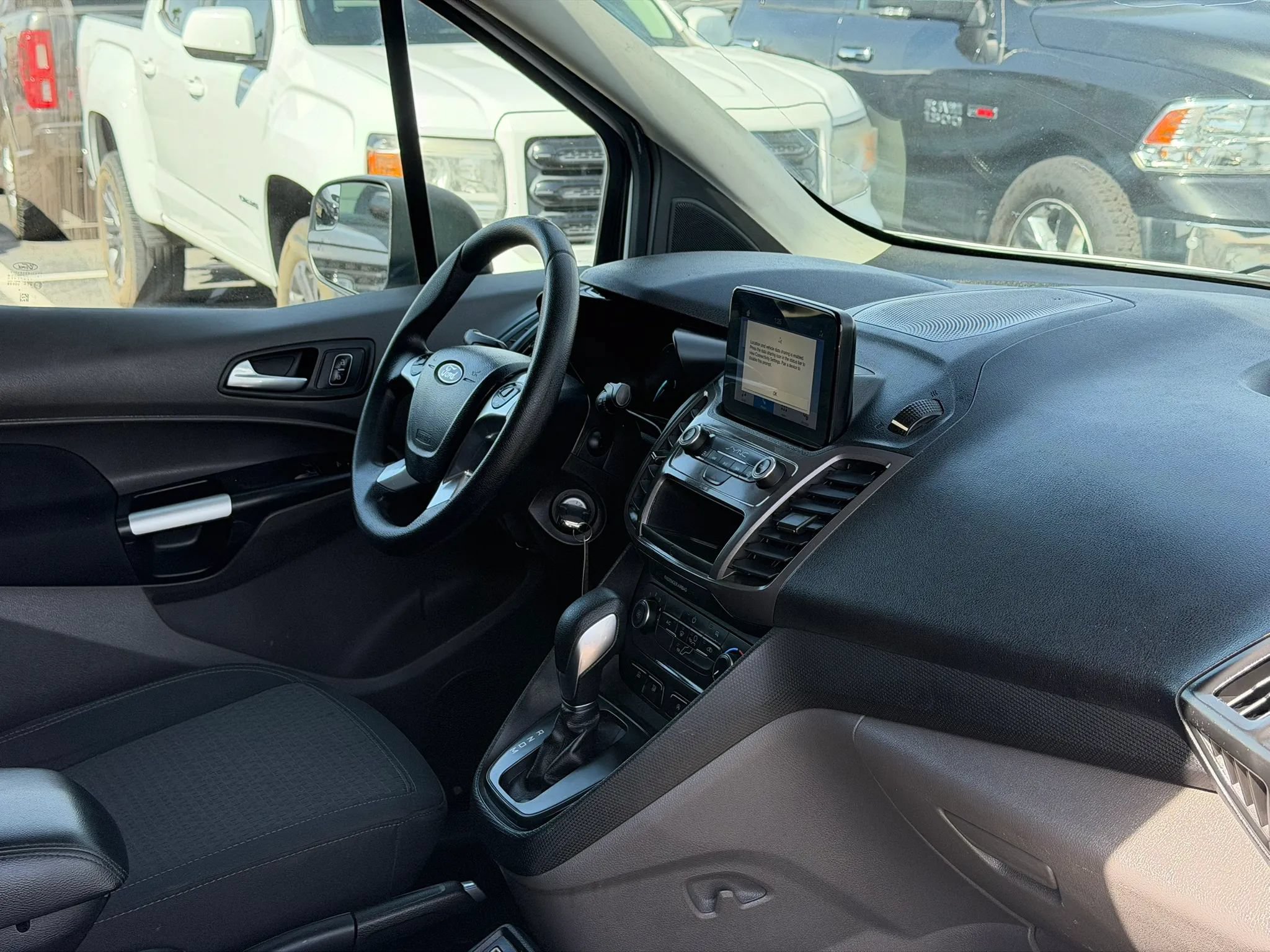 Used 2020 Ford Transit Connect XLT FWD image 23