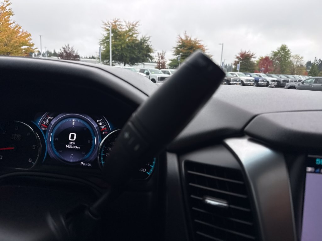Used 2017 Chevrolet Tahoe LT AWD/4WD image 29