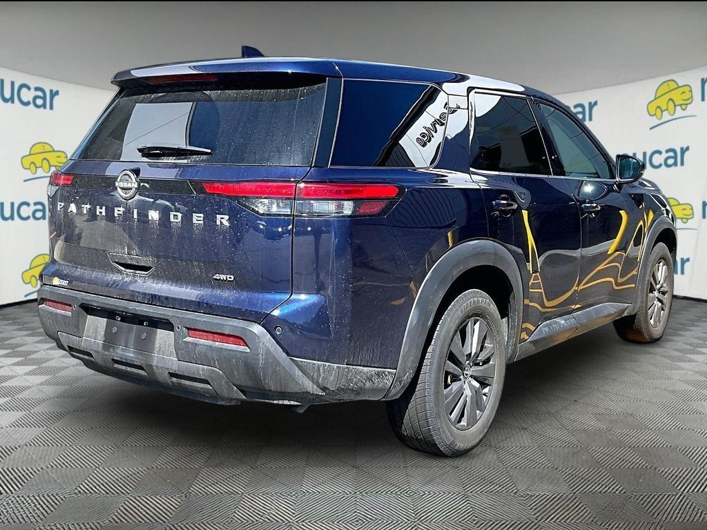 Used 2022 Nissan Pathfinder S AWD/4WD image 6