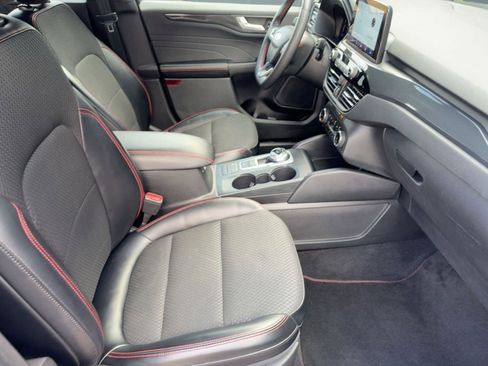 Used 2023 Ford Escape ST-Line image 28