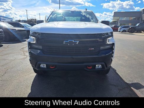 Used 2022 Chevrolet Silverado 1500 LT Trail Boss w/ Bed Protection Package AWD/4WD image 9