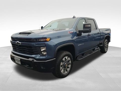 New 2026 Chevrolet Silverado 2500 Custom image 1