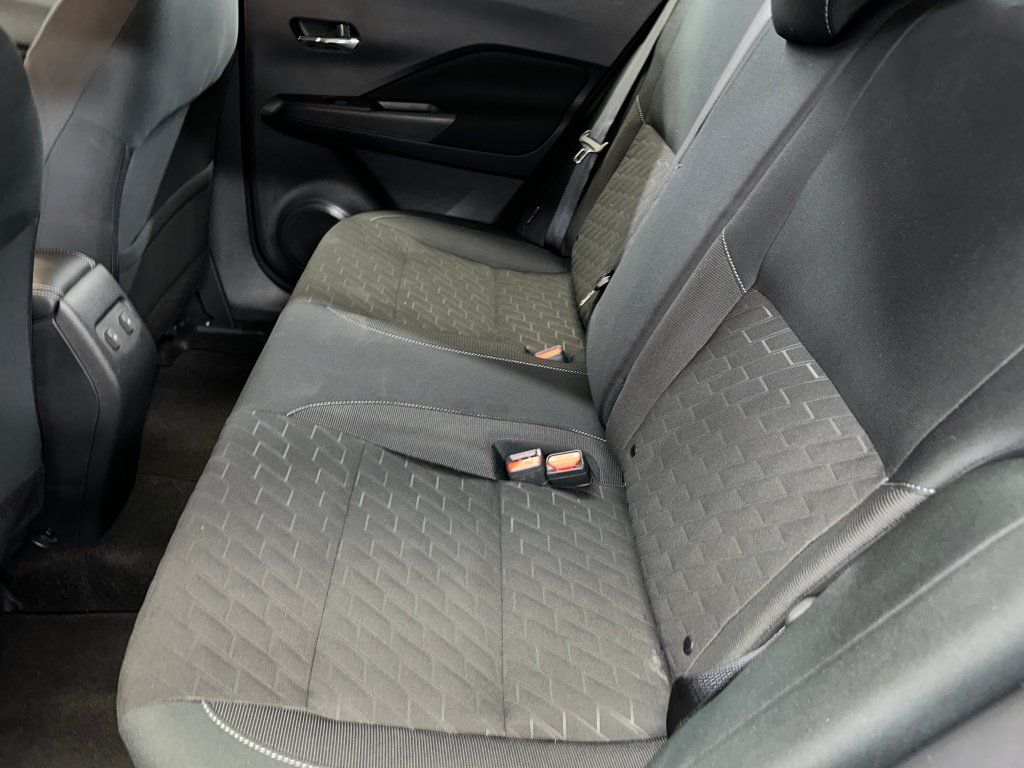 Used 2024 Nissan Kicks SV w/ Exterior Package FWD image 17