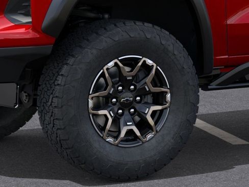 New 2026 Chevrolet Colorado ZR2 w/ Technology Package AWD/4WD image 10