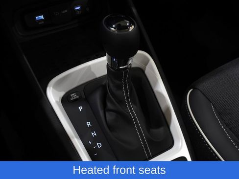 New 2025 Hyundai Venue Limited image 22