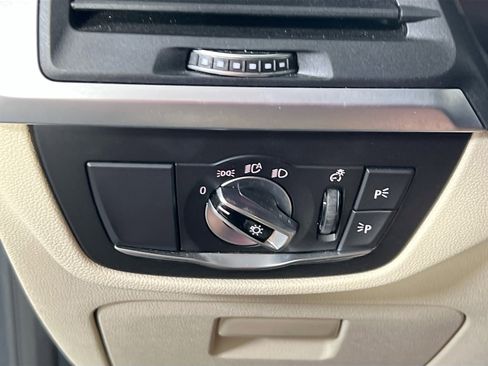 Used 2022 BMW X3 xDrive30i w/ Convenience Package image 10