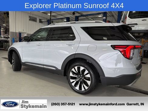 Used 2026 Ford Explorer Platinum w/ LUX Leather Package AWD/4WD image 7