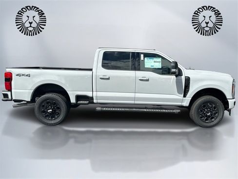 New 2026 Ford F250 XLT w/ XLT Premium Package image 4