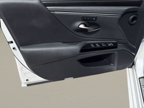 Certified 2024 Lexus ES 300h w/ Technology Package FWD image 8