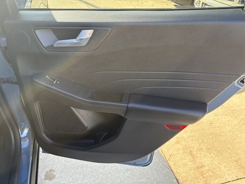 Used 2023 Ford Escape Active w/ Tech Pack #2 image 15