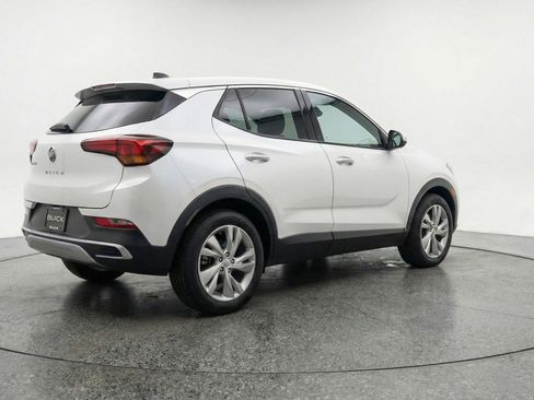 Used 2025 Buick Encore GX Preferred AWD/4WD image 9