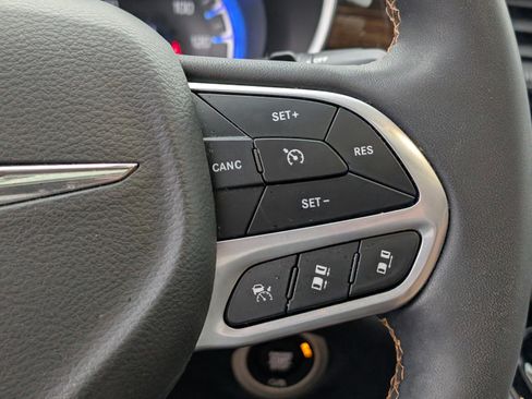 Used 2022 Chrysler Pacifica Pinnacle image 20