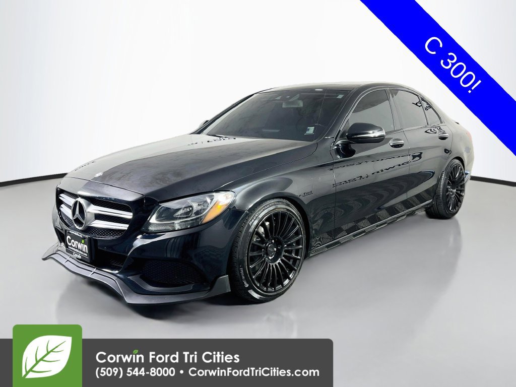 Used 2017 Mercedes-Benz C 300 Sedan image 4