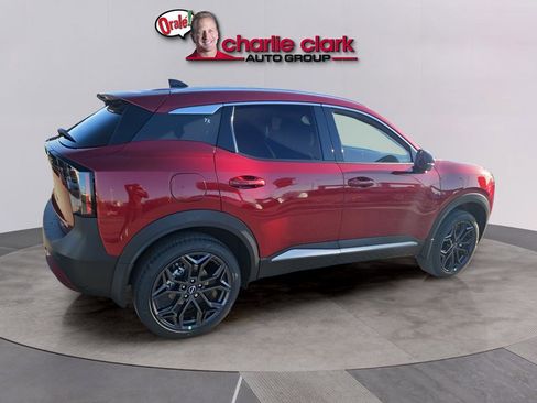 New 2026 Nissan Kicks SR FWD image 7