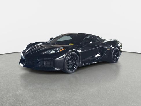 Used 2024 Chevrolet Corvette Z06 w/ Stealth Interior Trim Package image 6