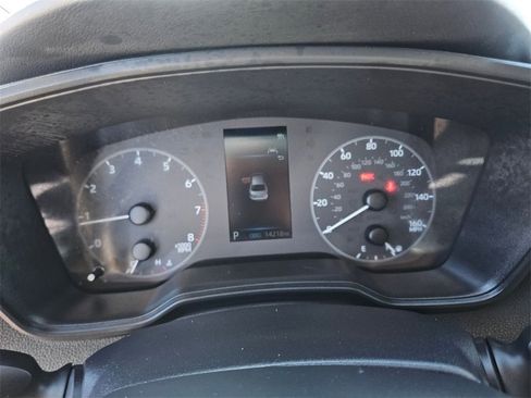 Used 2025 Toyota Corolla LE image 19