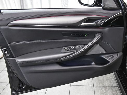 Used 2023 BMW M5 w/ Executive Package AWD/4WD image 9