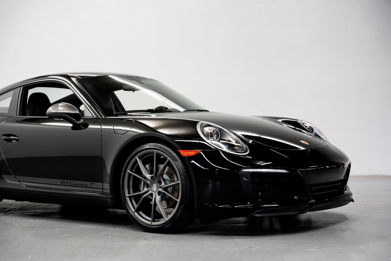 Used 2019 Porsche 911 Carrera T RWD image 39