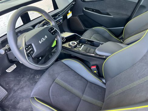 Certified 2024 Kia EV6 GT image 10
