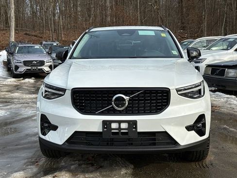 New 2026 Volvo XC40 B5 Plus w/ Protection Package Premier image 6