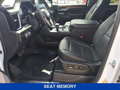 Used 2023 GMC Sierra 1500 Denali w/ Denali Reserve Package AWD/4WD image 15
