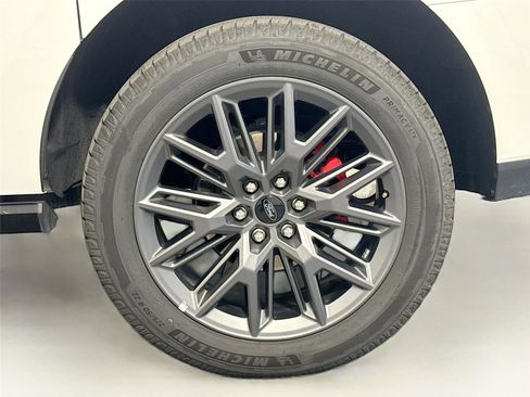Used 2025 Ford Expedition Max Platinum w/ Stealth Performance Package AWD/4WD image 35