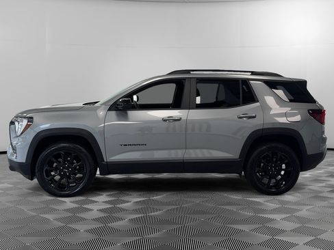 Used 2026 GMC Terrain Elevation w/ Elevation Premium Package AWD/4WD image 5
