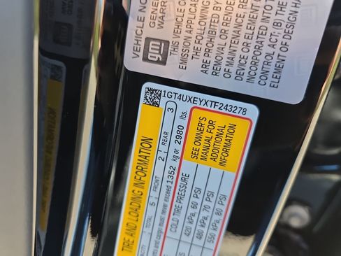 New 2026 GMC Sierra 2500 Denali Ultimate AWD/4WD image 39