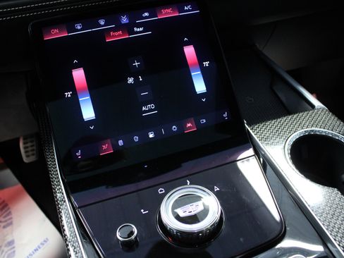 Used 2025 Cadillac Escalade V image 25