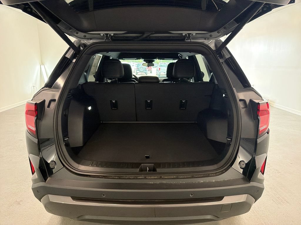 New 2027 GMC Terrain Elevation w/ Elevation Premium Package FWD image 8
