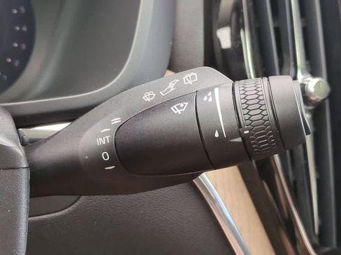 Used 2026 Volvo XC60 B5 Plus w/ Protection Package Premier image 26