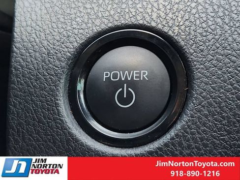 Used 2025 Toyota Camry LE w/ Convenience Package FWD image 22