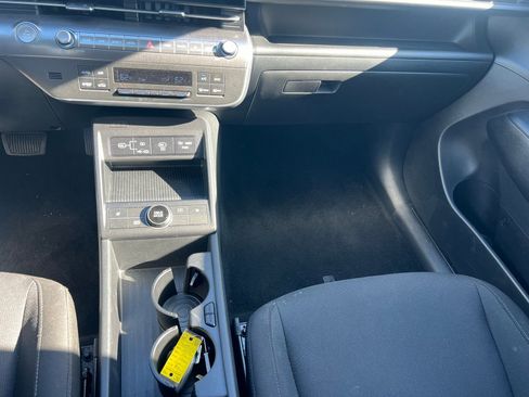 Certified 2024 Hyundai Kona SEL image 32