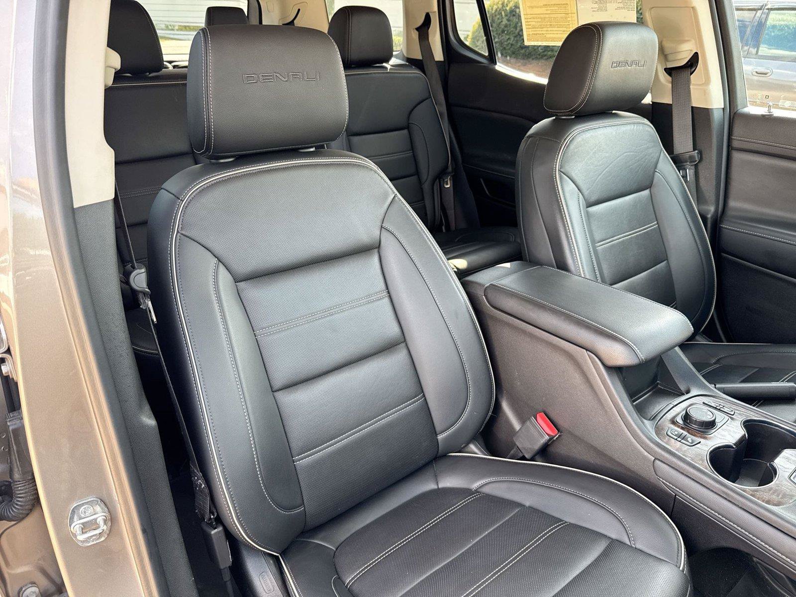 Used 2022 GMC Acadia Denali FWD image 15