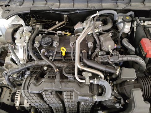 Used 2025 Nissan Altima 2.5 SR FWD image 30