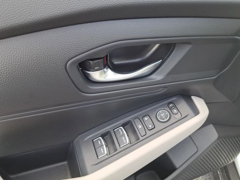 New 2025 Honda Accord LX image 24