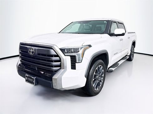 Used 2023 Toyota Tundra Limited image 3