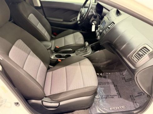 Used 2014 Kia Forte EX FWD image 22