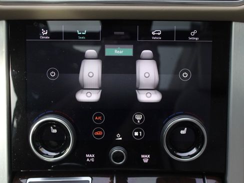 Used 2022 Land Rover Range Rover P525 Westminster Edition image 27