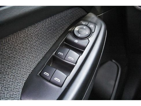 Used 2022 Chevrolet TrailBlazer LT FWD image 21