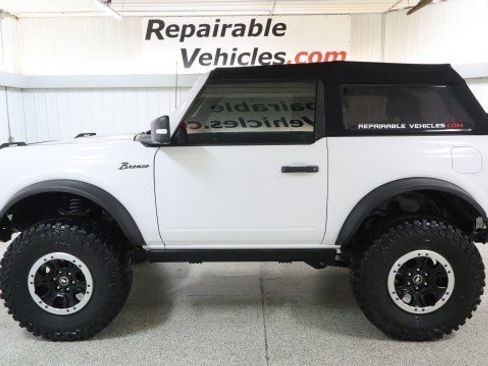 Used 2023 Ford Bronco Badlands w/ Sasquatch Package AWD/4WD image 1