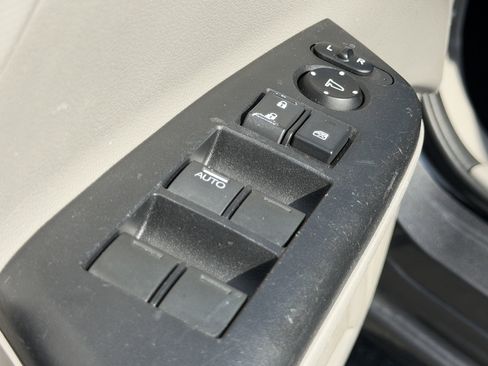 Used 2012 Honda Civic HF image 14